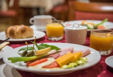 Online Angebot mit Frühstück Hotel Palace